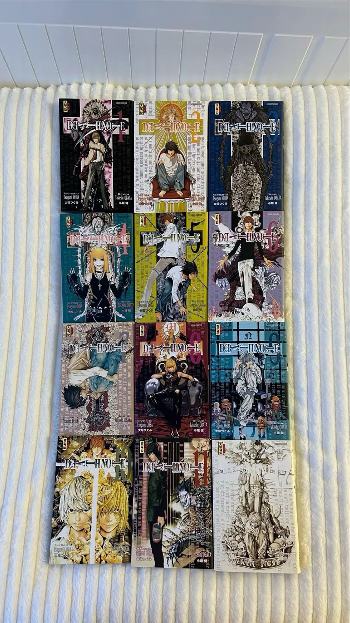 Death note manga - Specifically 2 and 7