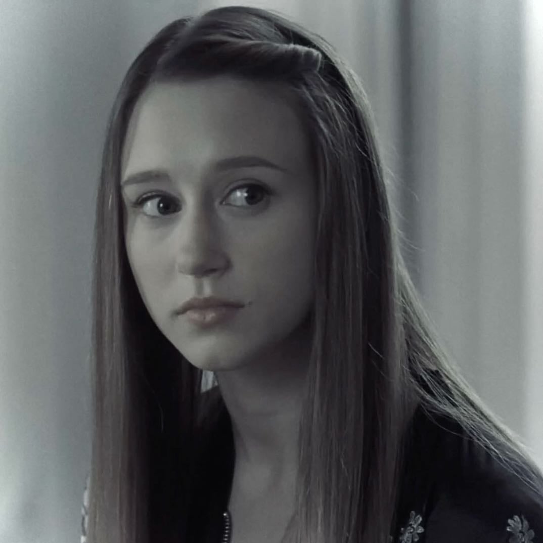 ٠࣪⭑ zoe benson ᝰ.ᐟ - — american horror story; coven 𑣲⋆