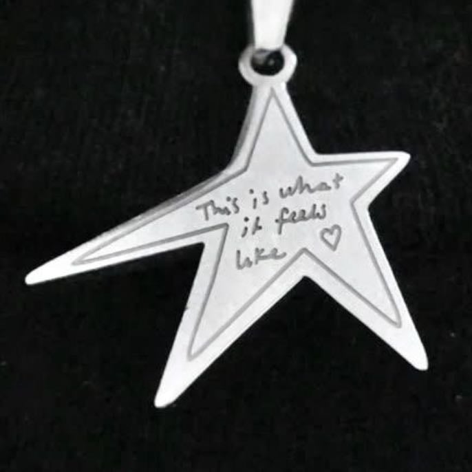 gracie abrams necklace
