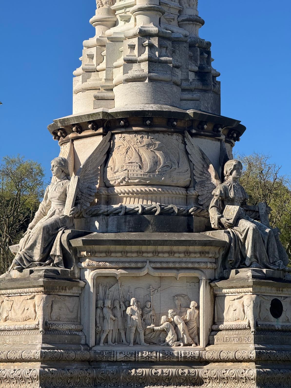 Jardim da Praça do Império + Jardim Afonso de Albuquerque @ Belém