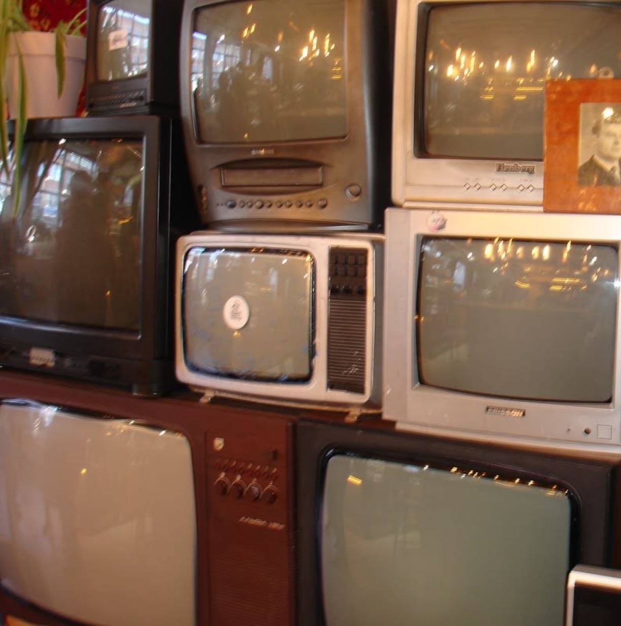 tv shows - Movies hypelist by Taylor Valenzuela