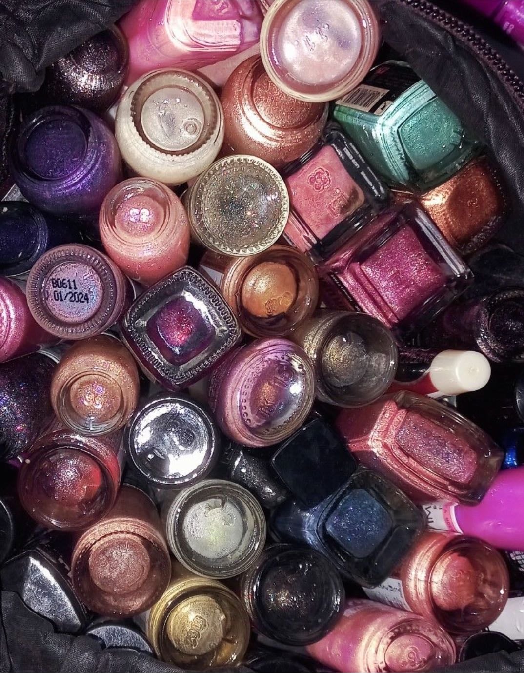 nail polishes
