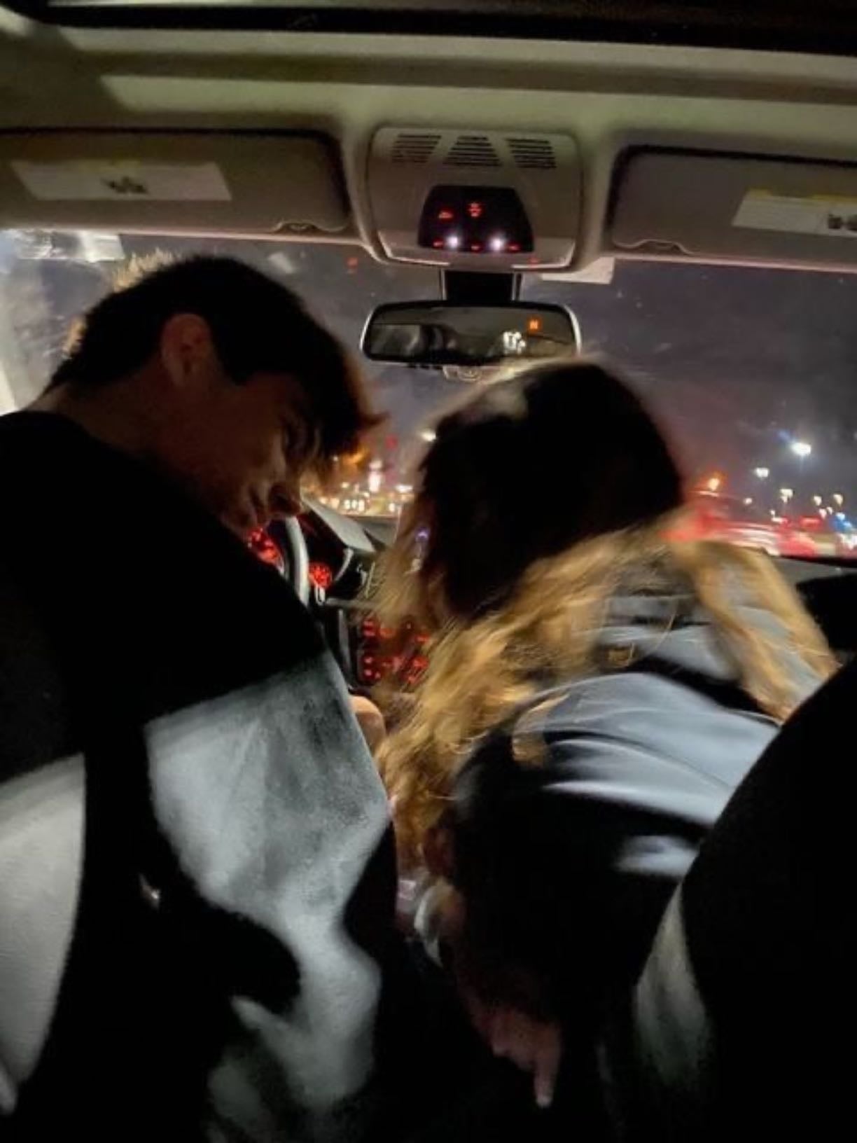 Night drive / Car date