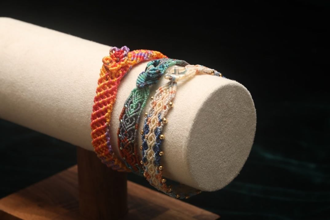 Pulseras de macramé