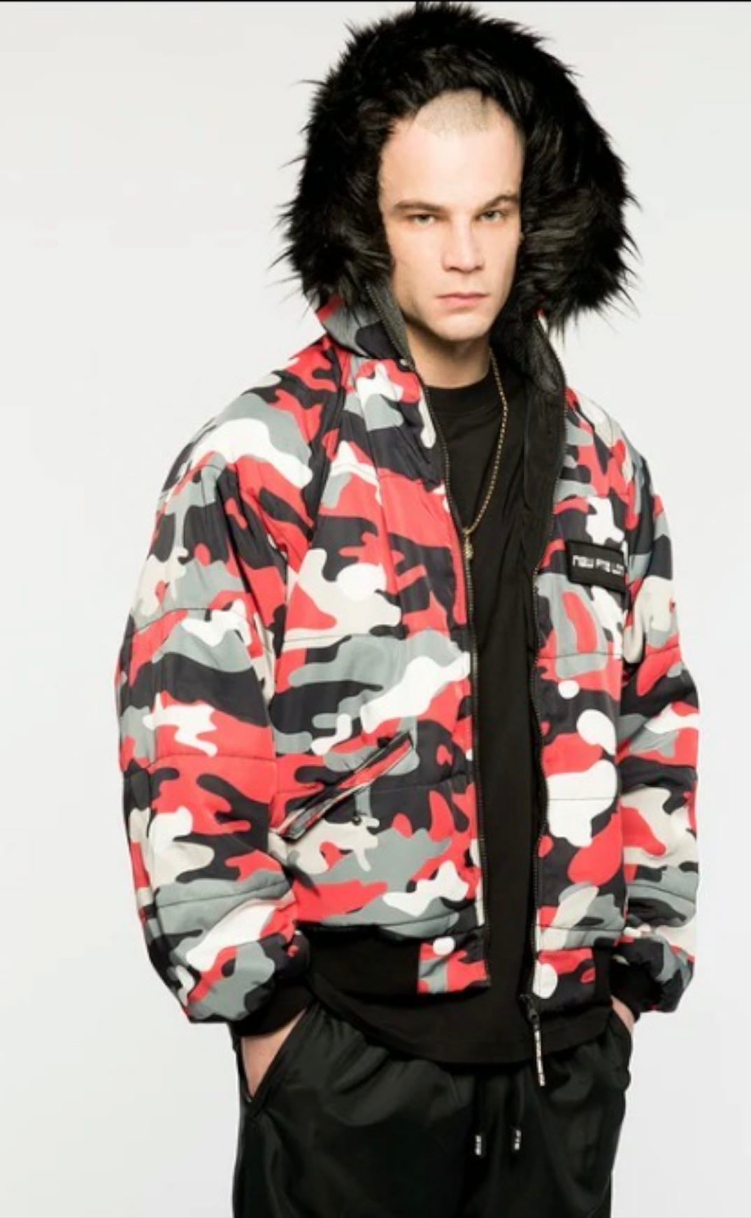 new future London coat - red or yellow