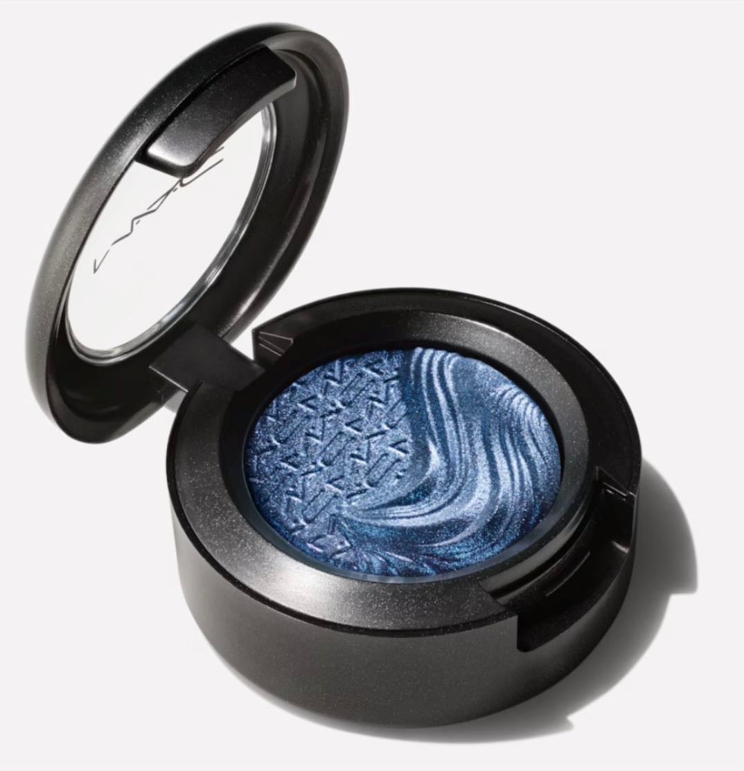 hollow graphic Mac eyeshadow