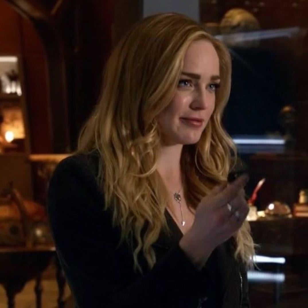 sara lance - arrowverse