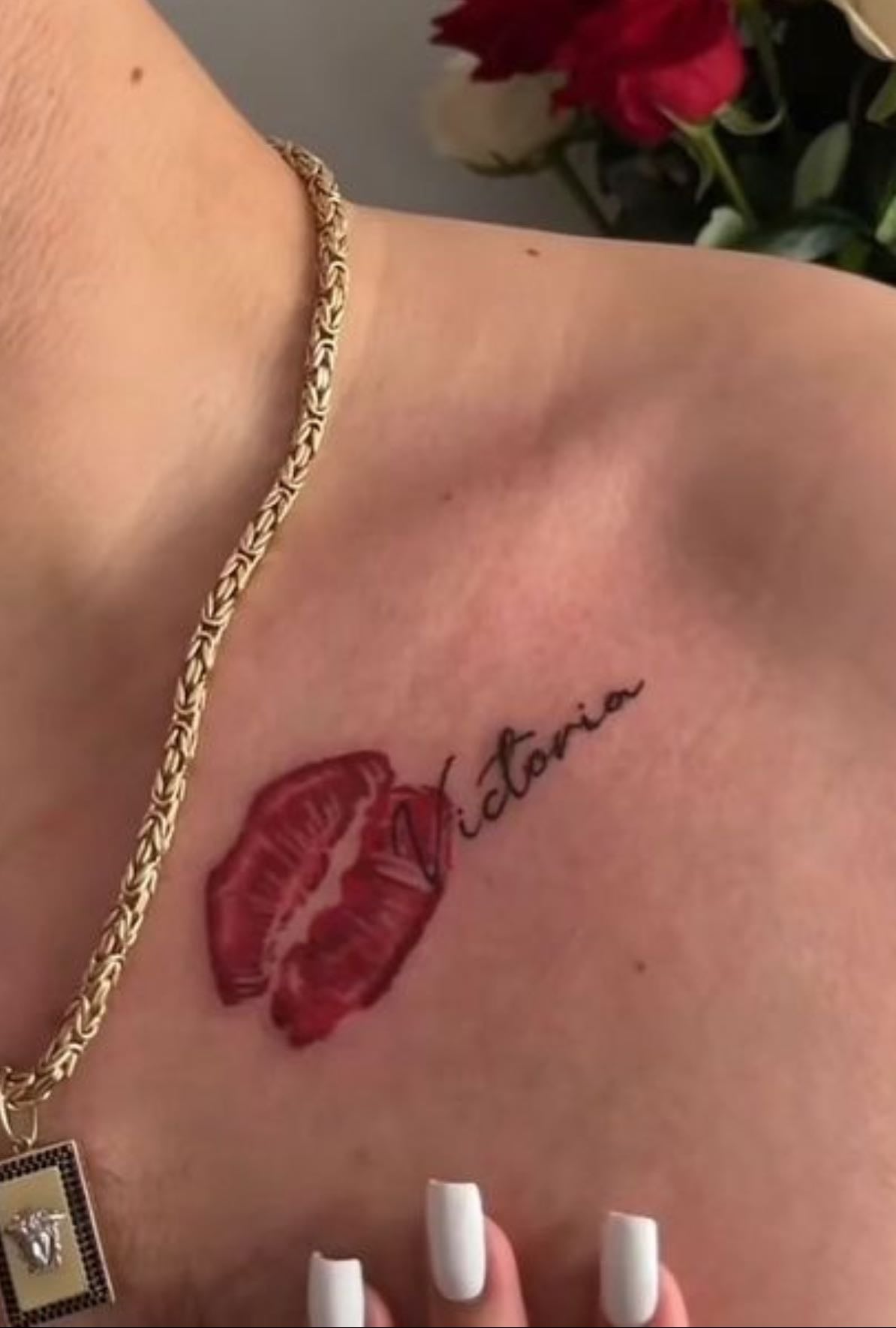 El que se tiene que tatuar mi hombre