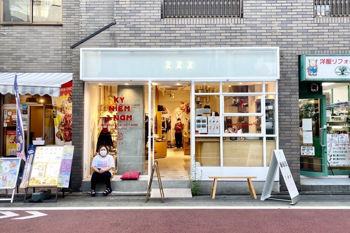 Chè 333(チェー・バーバーバー) - Vietnamese Restaurant・18, Meguro City