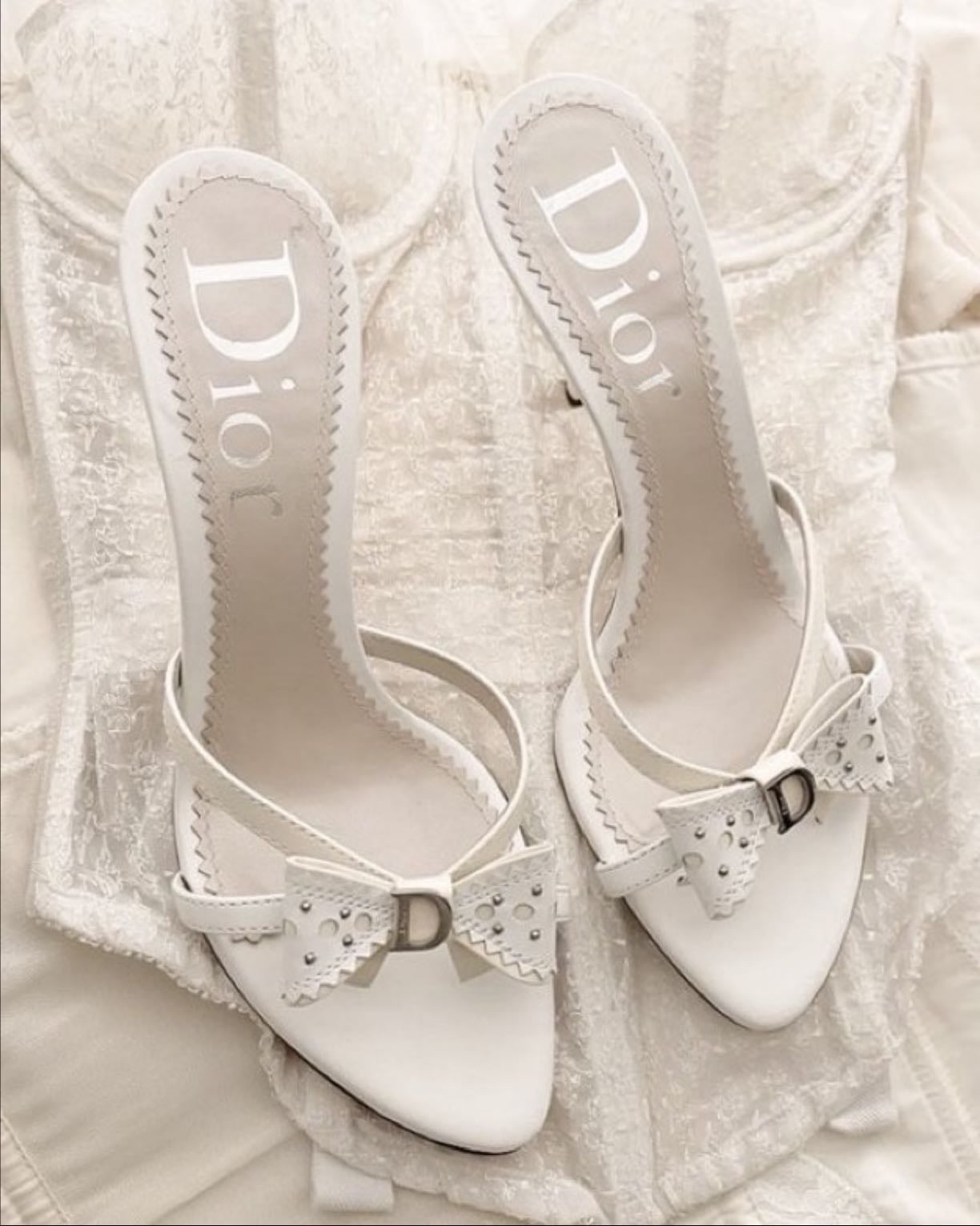 christian dior 2000s βdβ bow heels