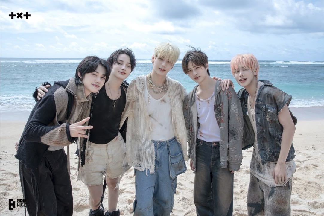 TOMORROW X TOGETHER - Artist