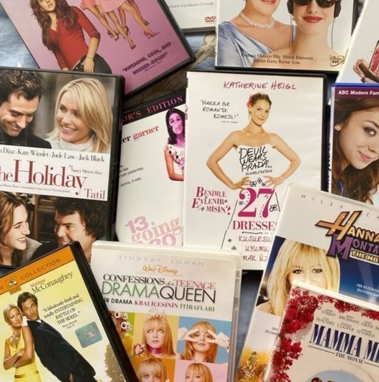 Romcoms🎀💐⭐️🪩💕
