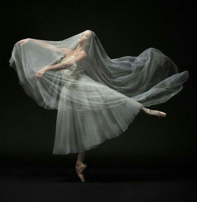 ‘Ballet shows because I love culture! 𓋹