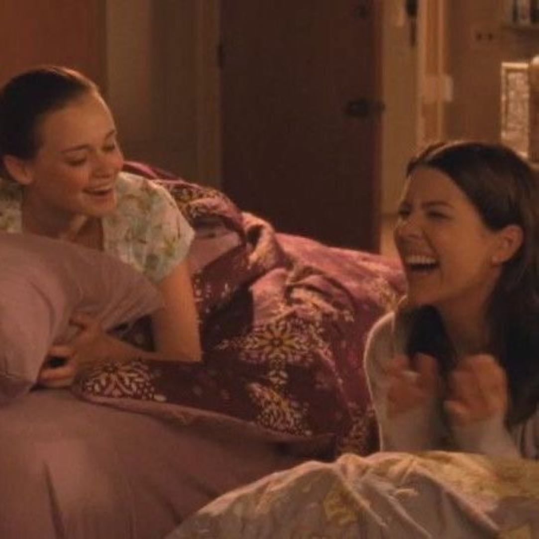 Gilmore Girls 𓈒ㅤׂㅤ𐙚 ࣪ ⭒ - Amy Sherman-Palladino · 2000