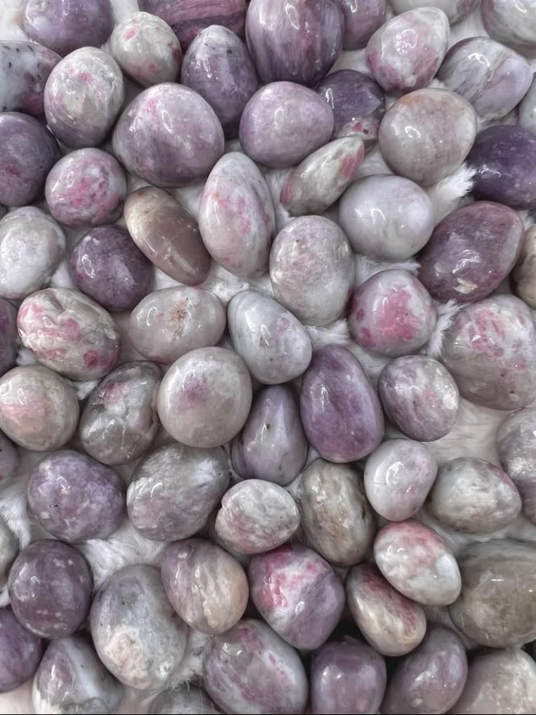 Pink Tourmaline - Soothes Stress・Inspires Compassion・Promotes Balance