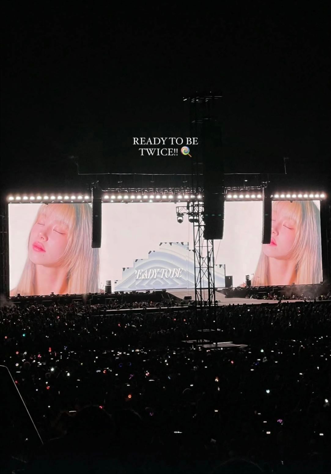 READY TO BE - TWICE