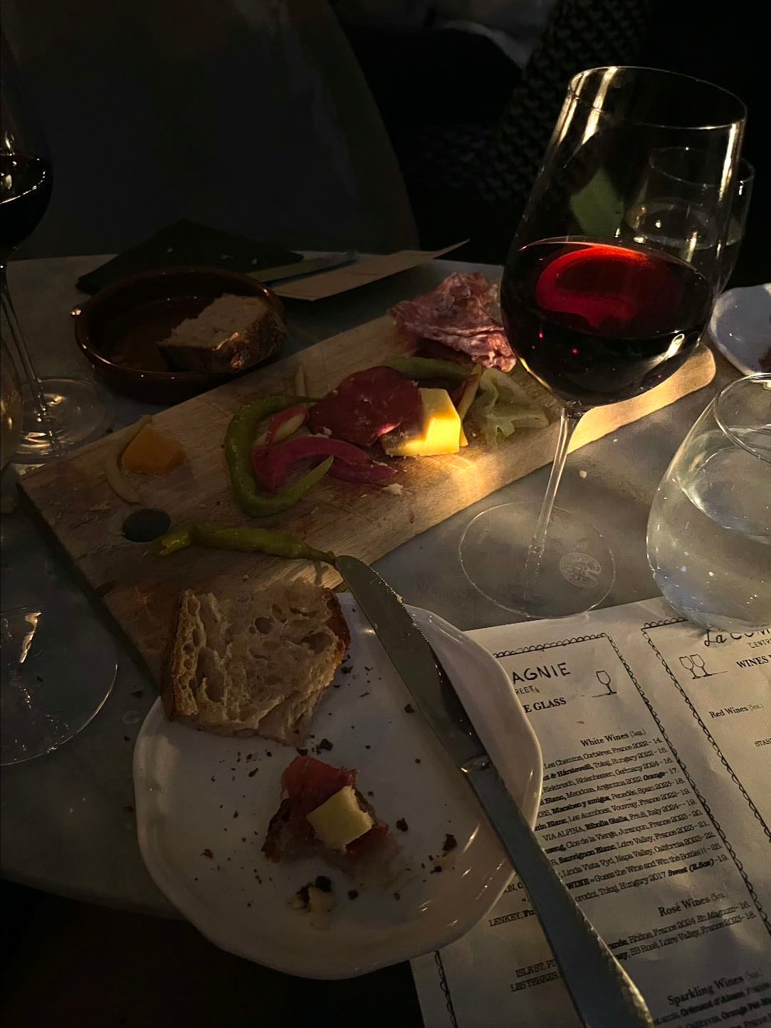 La Compagnie, Centre Street