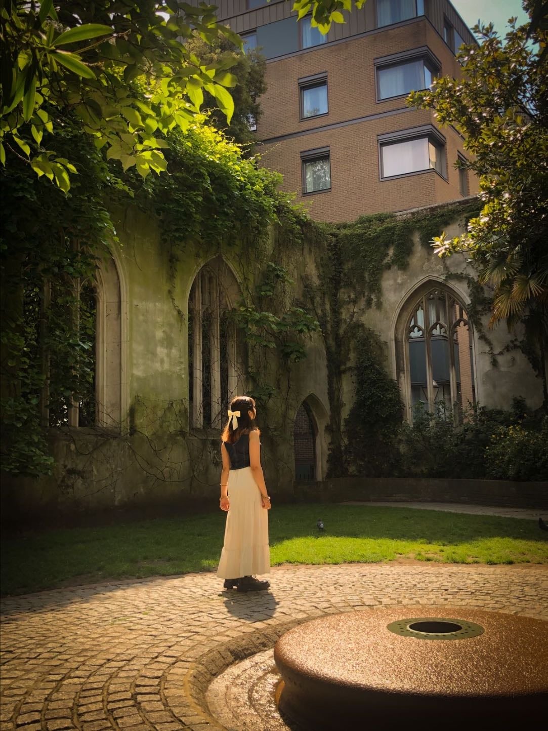 St Dunstan in the East Church Garden