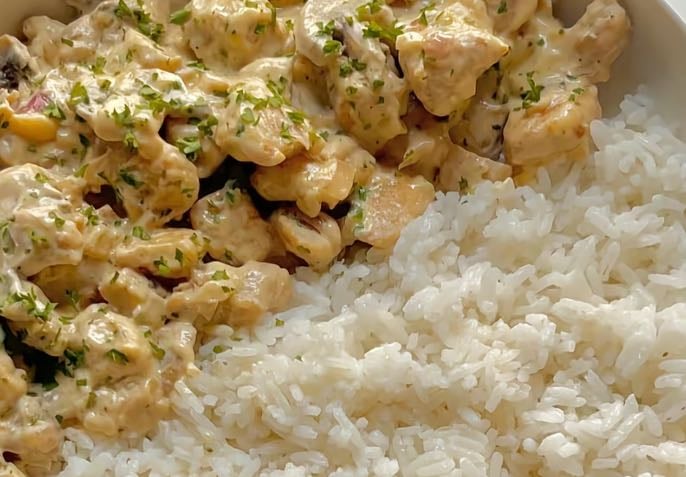 Creamy chicken with mushroom
