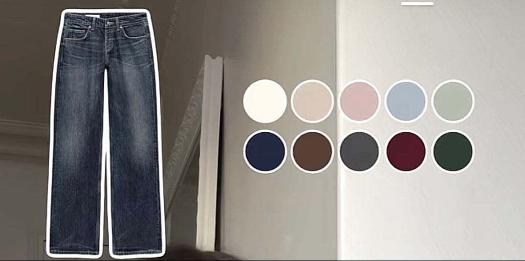Avec jeans bleu noir foncé