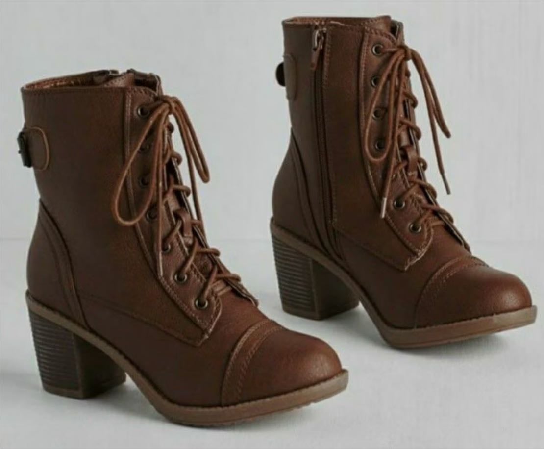 Little brown booties!