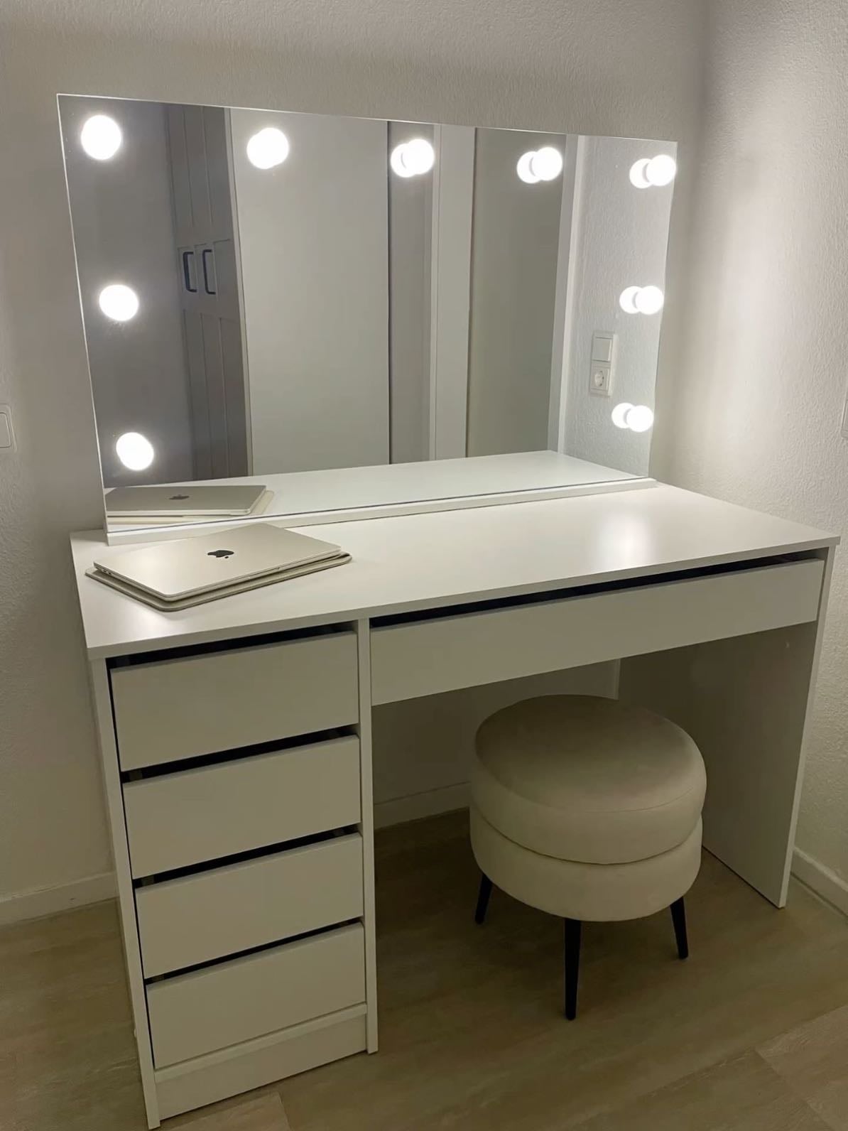 Vanity
