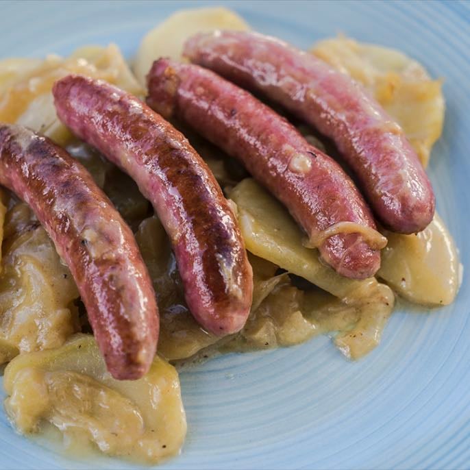 Salchichas al vino