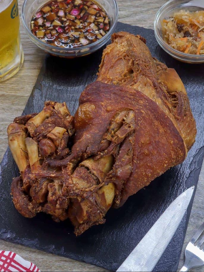 Crispy pata