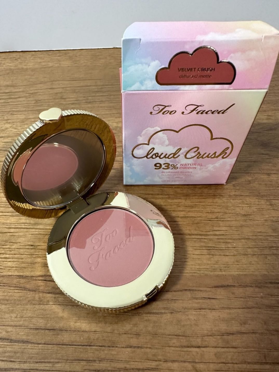 Too faced velvet crush