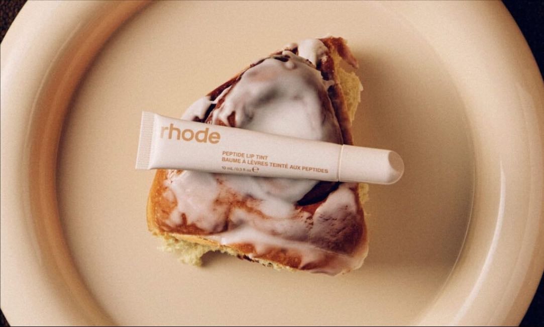 Rhode - lip peptide - cinnamon roll
