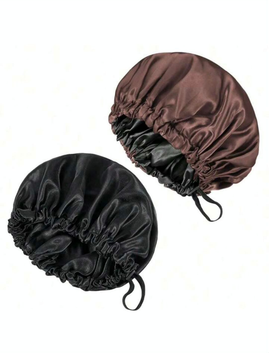 Lot bonnets en satin noir et chocolat