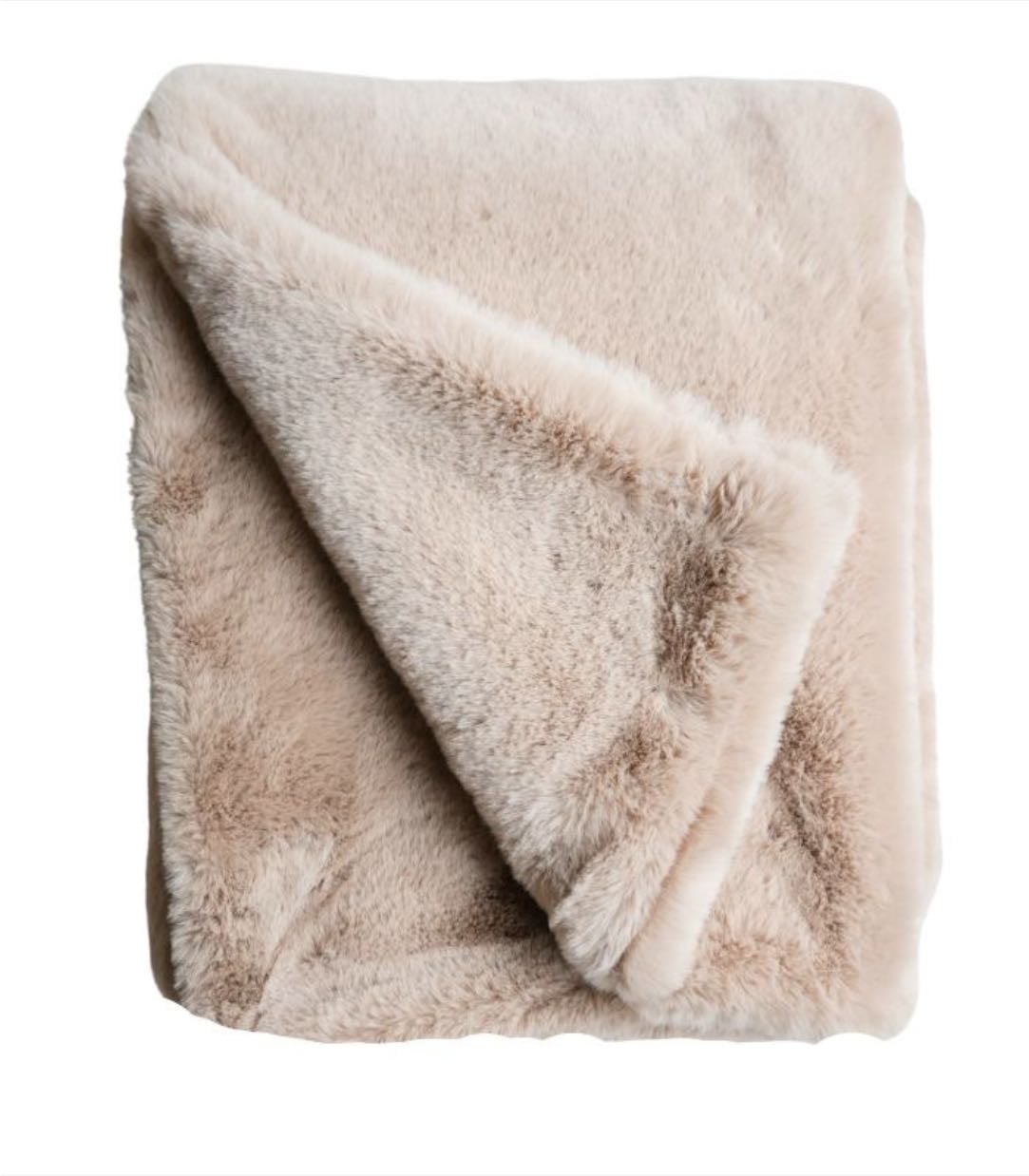 Deluxe faux fur blanket dark beige - Action