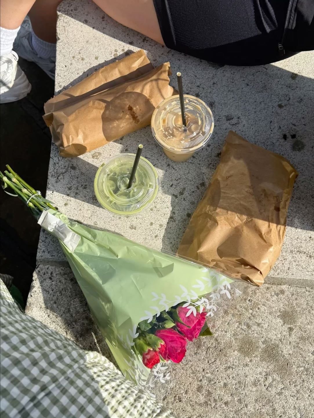 eat lunch outside - 04/27