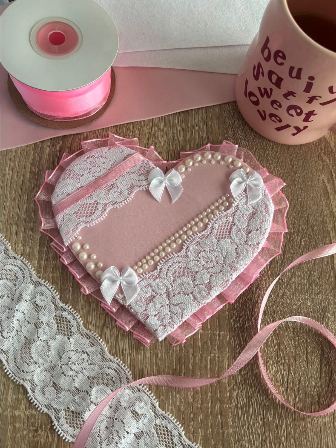 do a love themed craft - 02/15