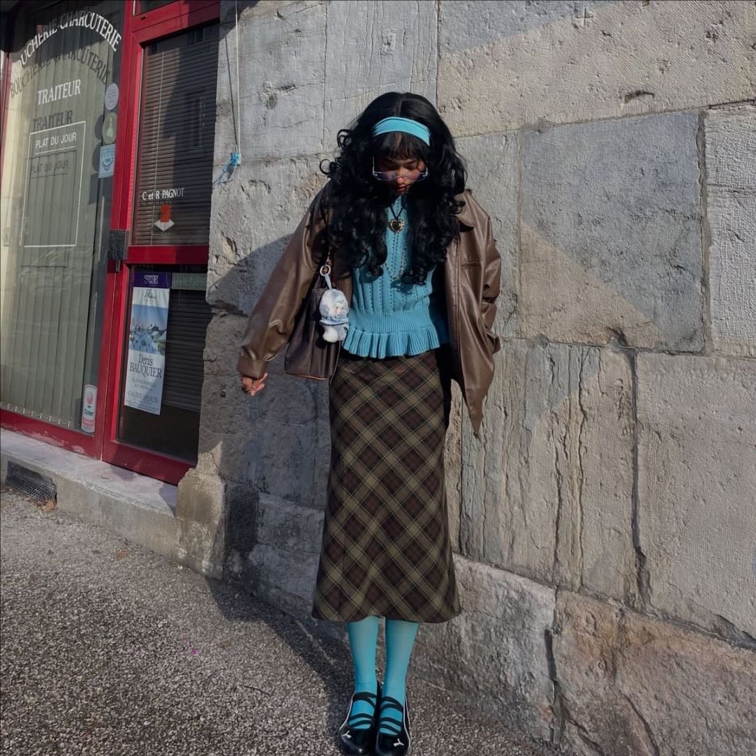 wear something blue - 05/23