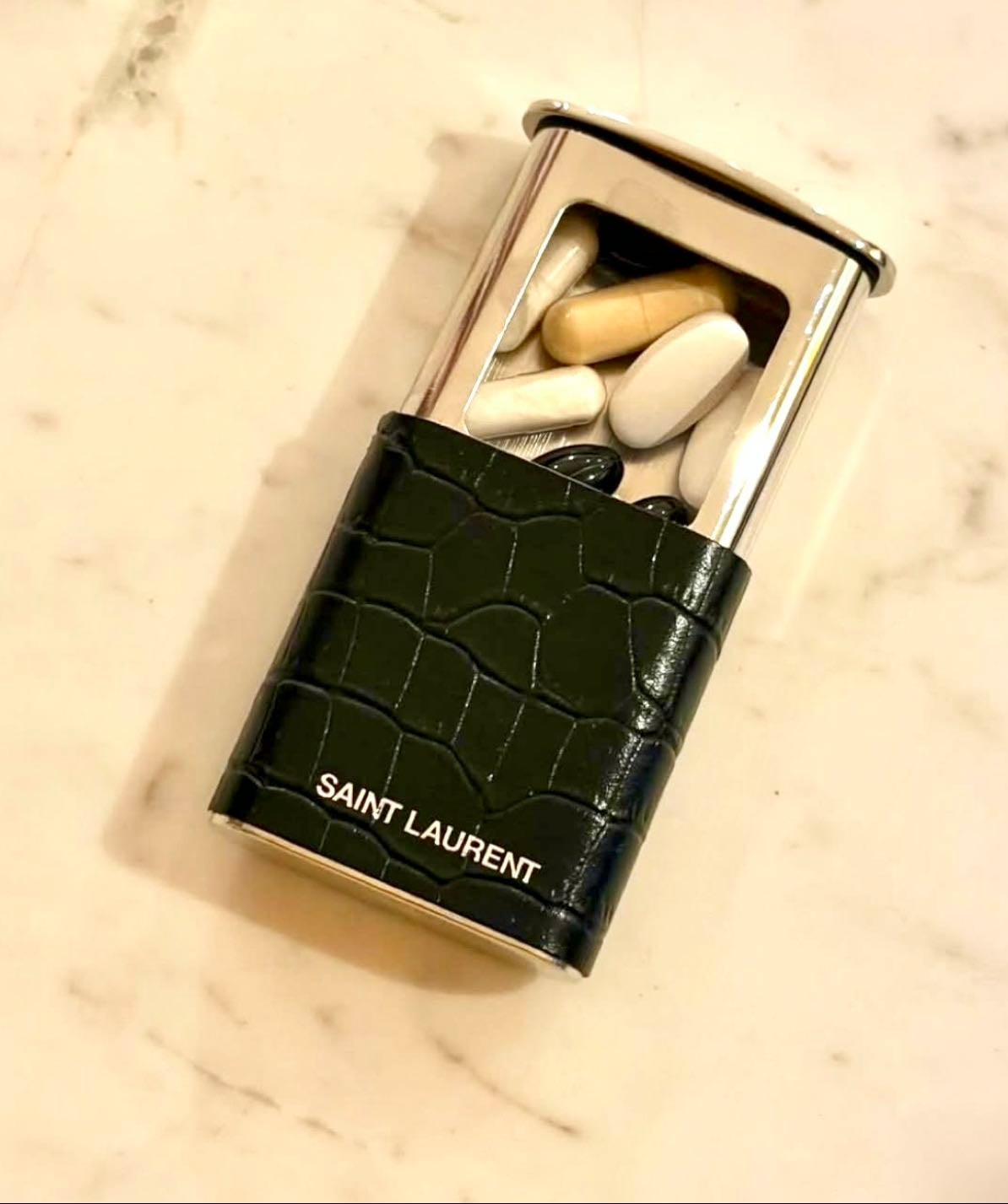 Pili box Yves Saint Laurent