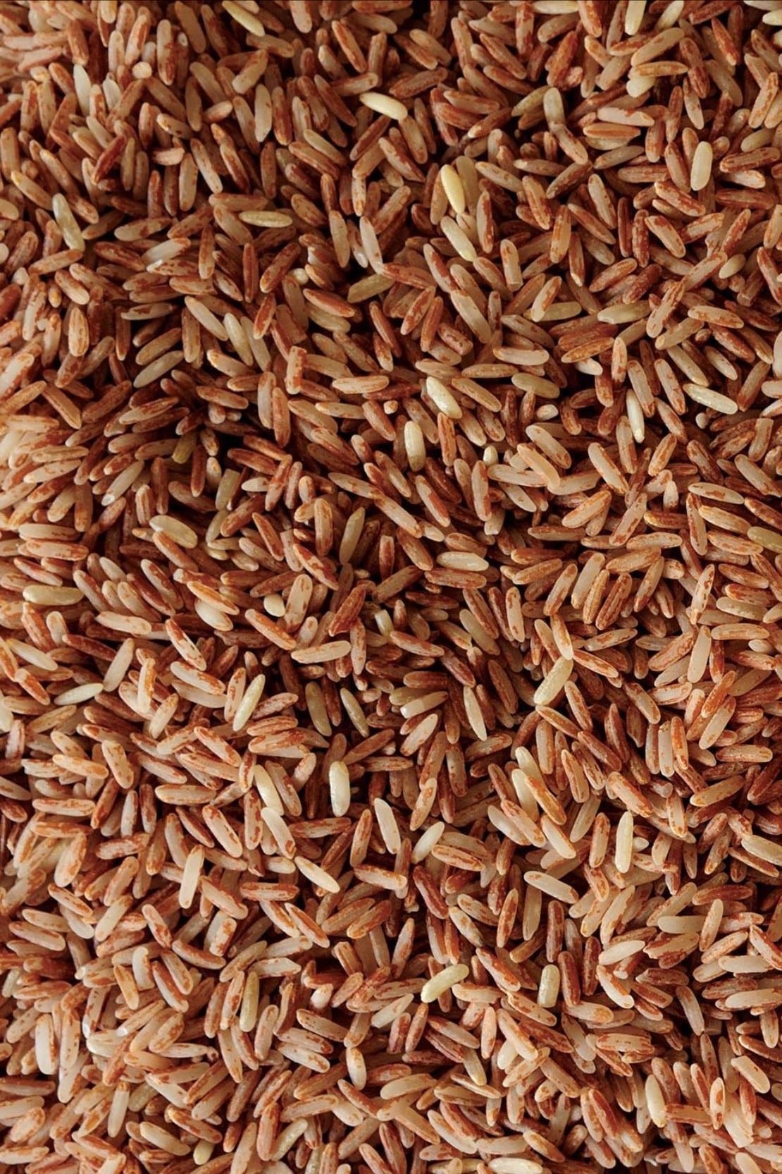 Brown Rice - Brown rice is rich in fiber and nutrients, supports digestion, helps maintain steady energy levels, and promotes heart health.