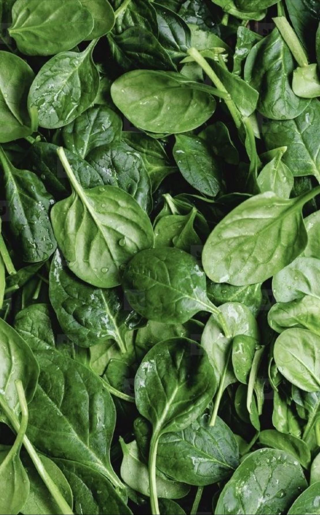 Spinach - Spinach is rich in iron, vitamins A and K, supports energy production, bone health, and helps protect cells with antioxidants.