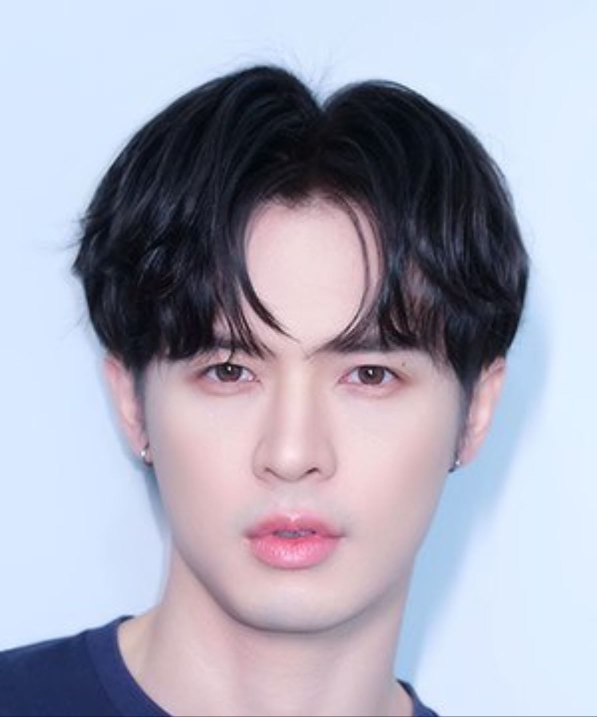 Billy Patchanon Ounsa-ard - Actor