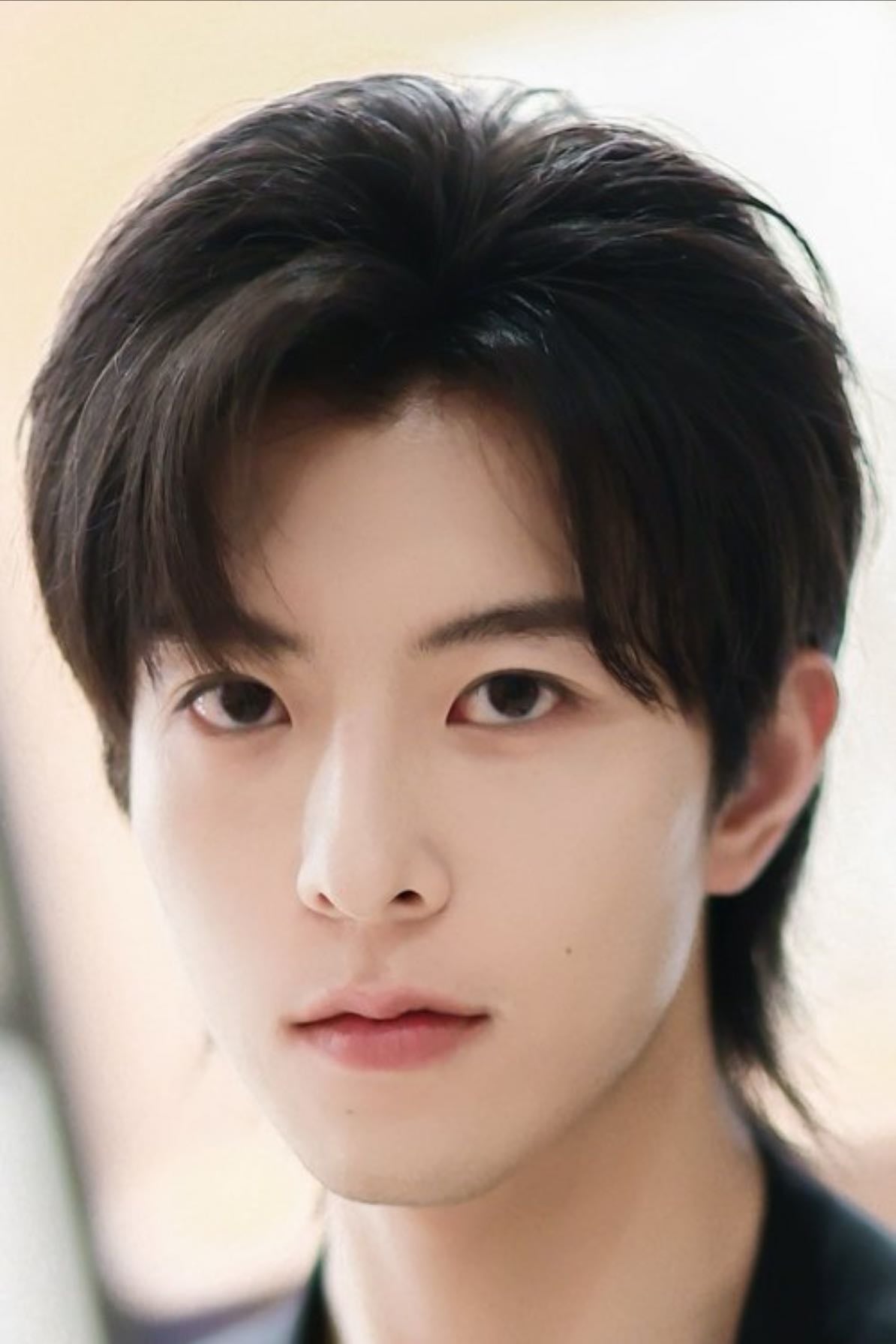 Qiu Ding Jie - Actor