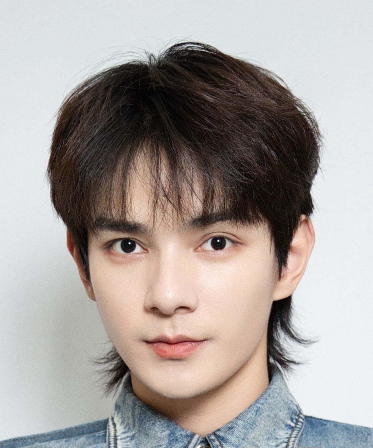 He Chang Xi - Actor and singer