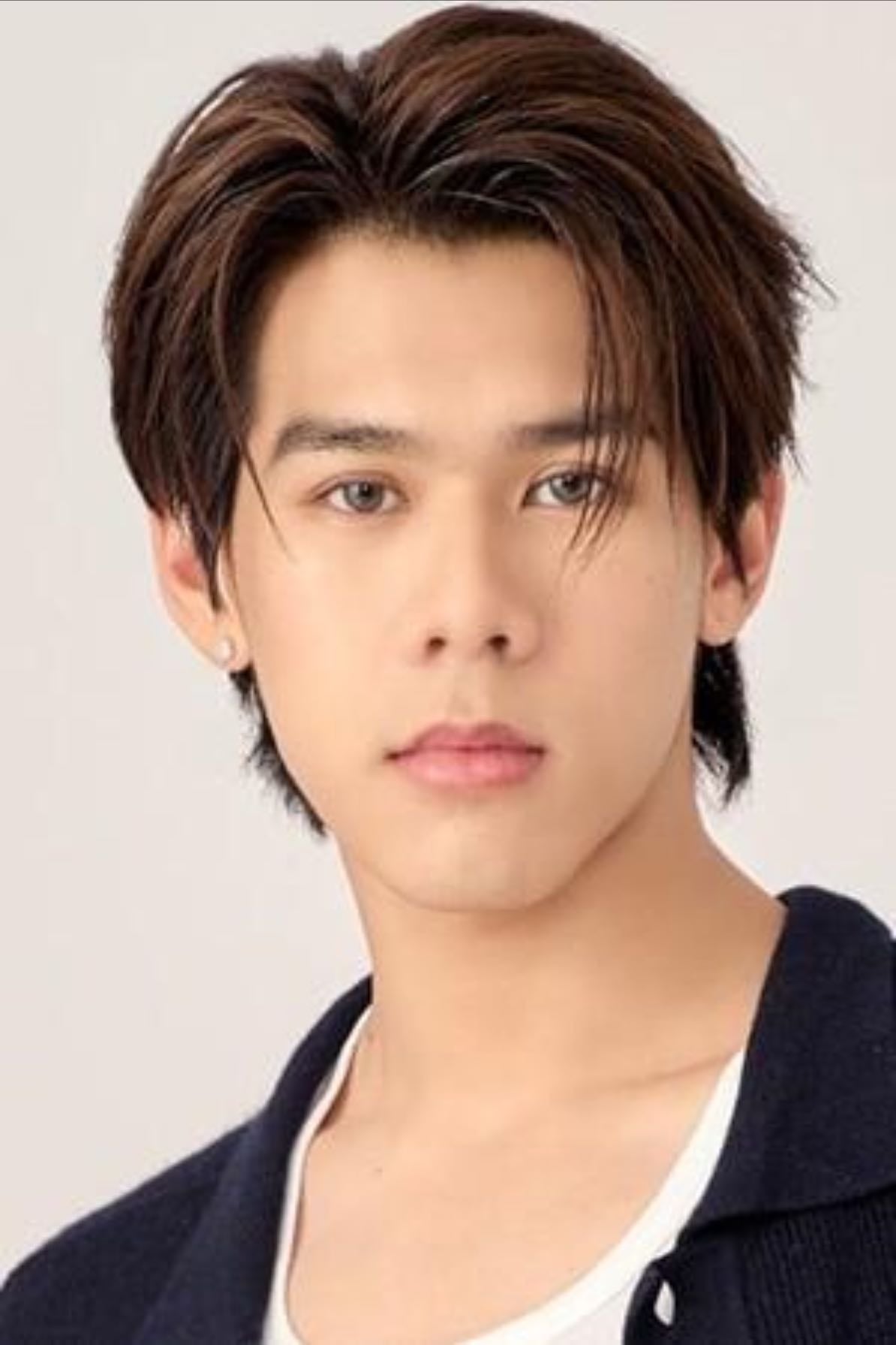 Tui Chayatorn Trairattanapradit - Actor,singer (group LYKN), online fashion brand owner Morthings and talent agency owner Perspec T (เพอร์สเปค ที)