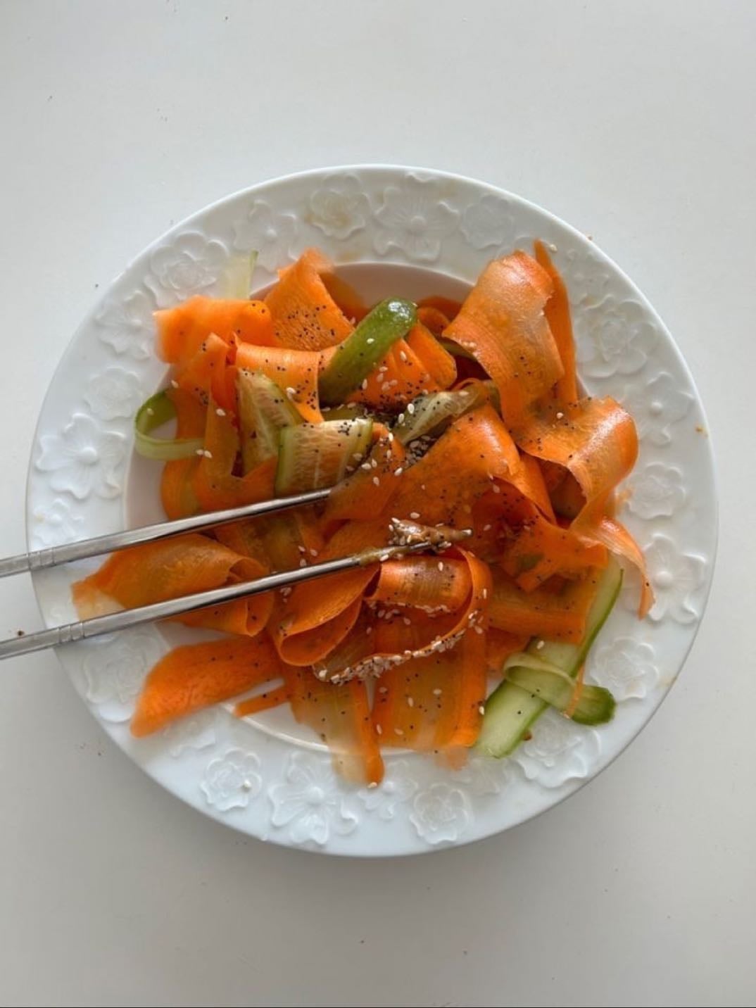 Ensalada de zanahoria y pepino