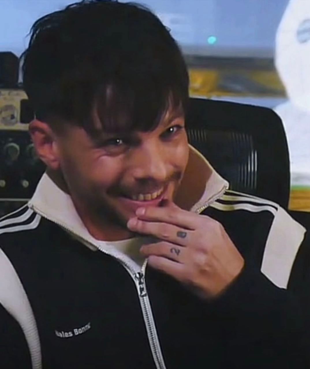 LOUISSSS